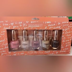 Nail polish set